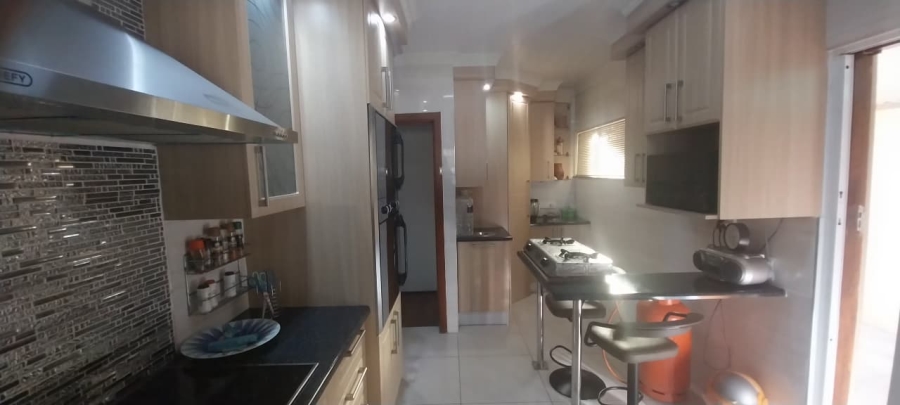 4 Bedroom Property for Sale in Amalinda North Eastern Cape